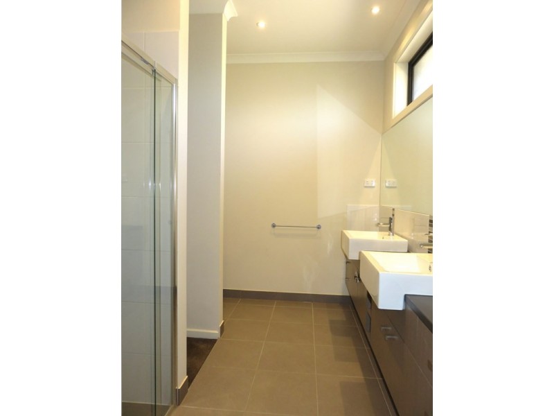 6 Wildflower Grove, Mernda VIC 3754