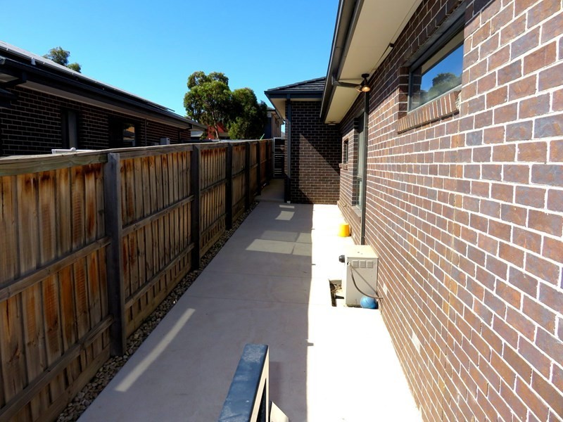 6 Wildflower Grove, Mernda VIC 3754