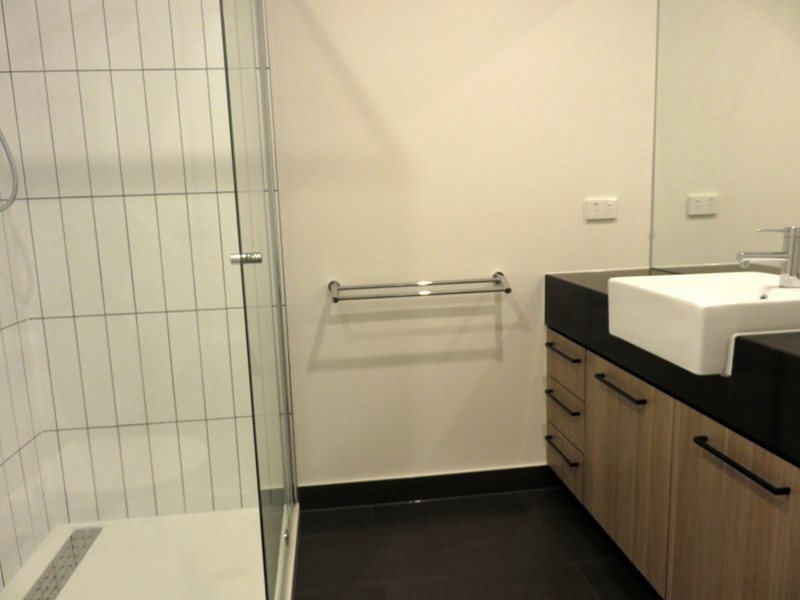 111/30 Oleander Drive, Mill Park VIC 3082