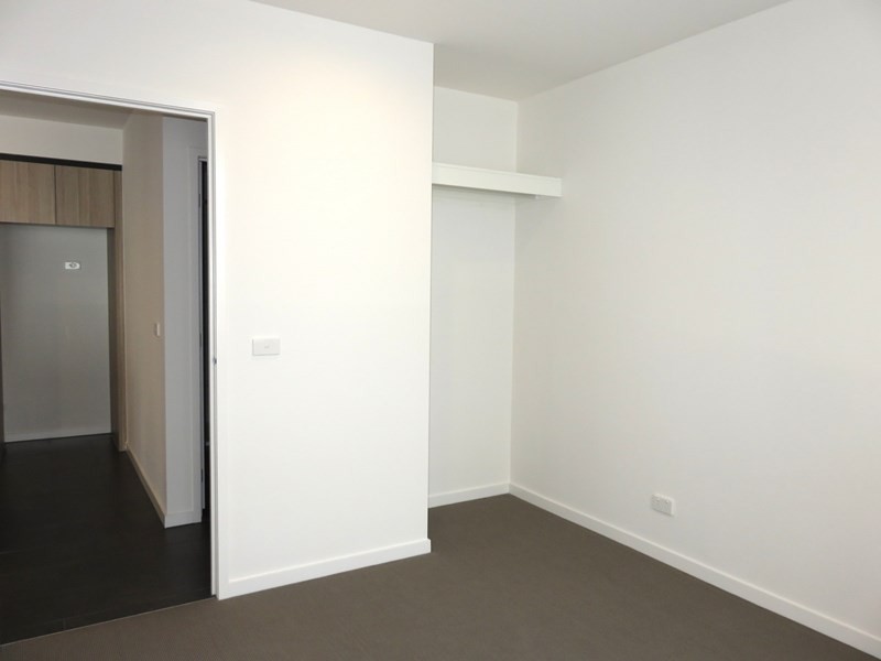 111/30 Oleander Drive, Mill Park VIC 3082