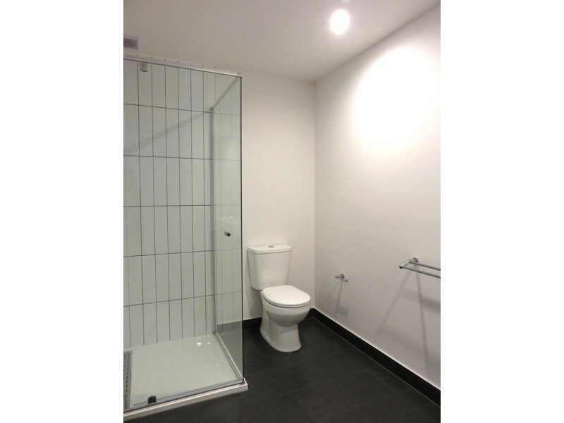 111/30 Oleander Drive, Mill Park VIC 3082