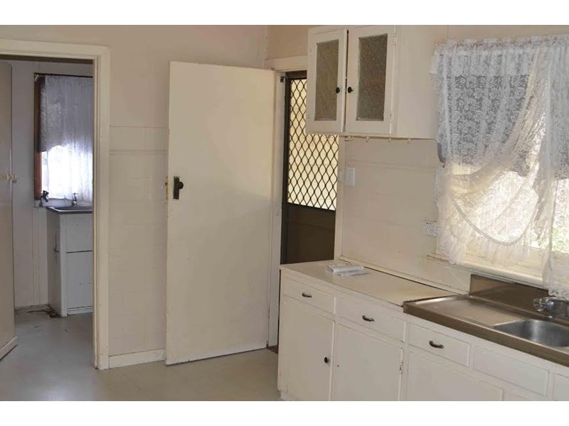 4 Browning Street, Kingsbury VIC 3083