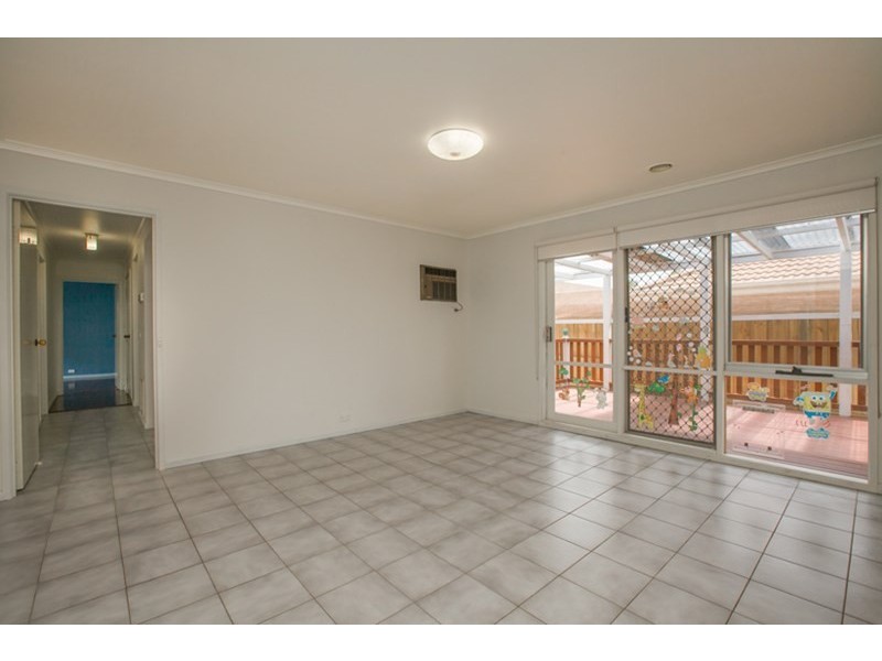 23 Horseshoe Crescent, Epping VIC 3076