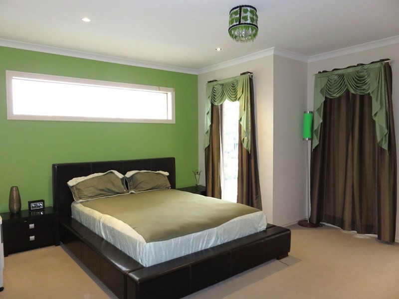 2 Balmoral Grove, Epping VIC 3076