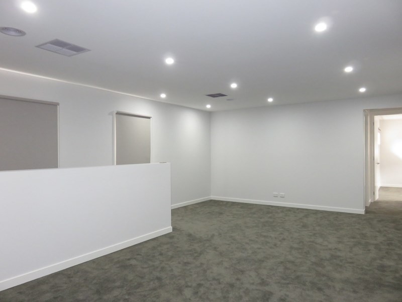 9 Lockley Parade, South Morang VIC 3752