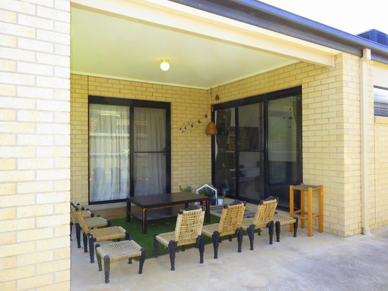 13 Lanesborough Way, Lalor VIC 3075