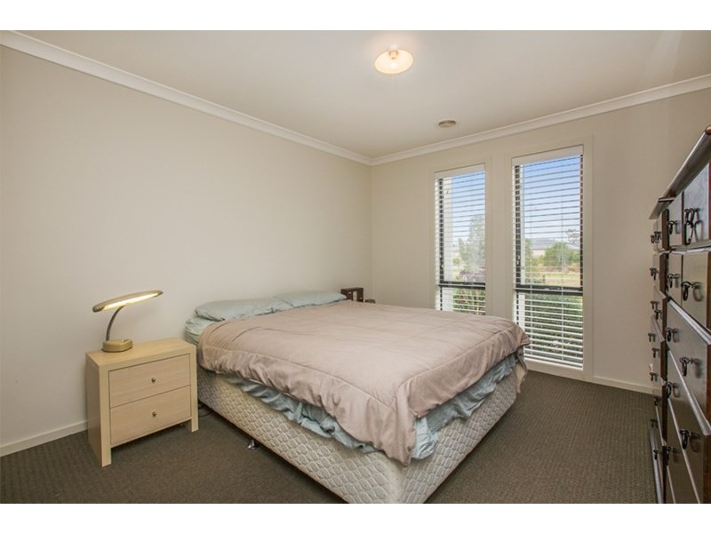 16 Lucca Walk, Mernda VIC 3754