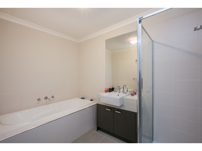 16 Lucca Walk, Mernda VIC 3754