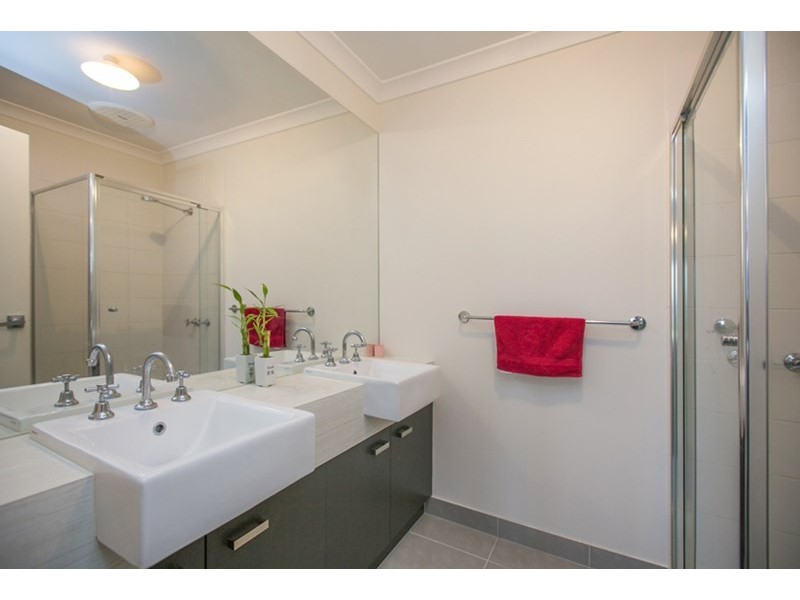 16 Lucca Walk, Mernda VIC 3754