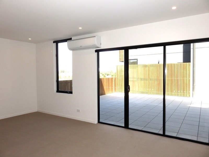 107/30 Oleander Drive, Mill Park VIC 3082