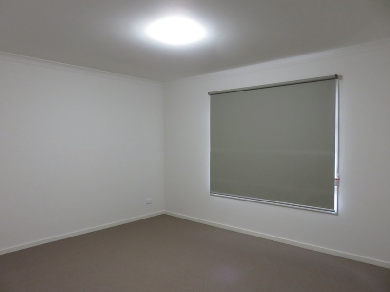 25 Woodcutters Grove, Epping VIC 3076