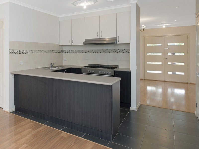 85 Cradle Mountain Drive, Craigieburn VIC 3064