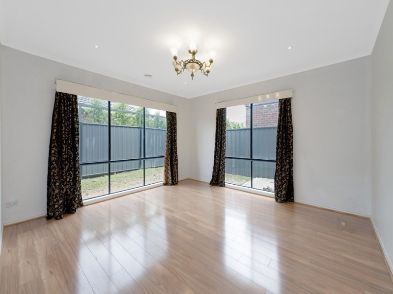 85 Cradle Mountain Drive, Craigieburn VIC 3064