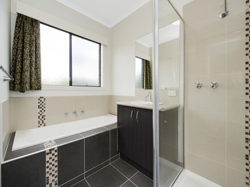 85 Cradle Mountain Drive, Craigieburn VIC 3064