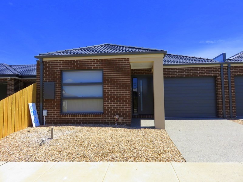 21 O’Shannassy Way, Whittlesea VIC 3757