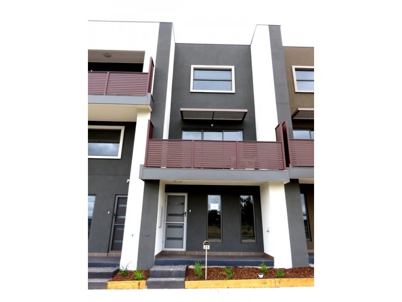 24 Swagman Walk, Wollert VIC 3750