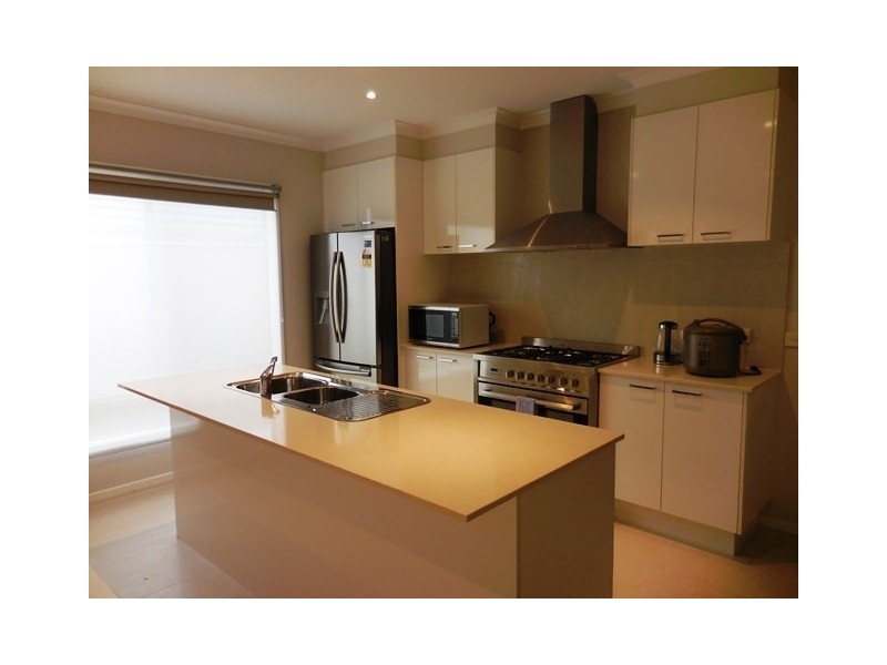 13 Shikra Place, Doreen VIC 3754