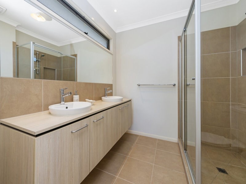 42 Vockensohn Place, Epping VIC 3076