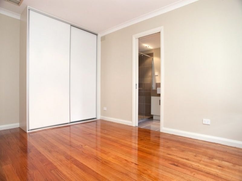 1/19 Lloyd Avenue, Epping VIC 3076