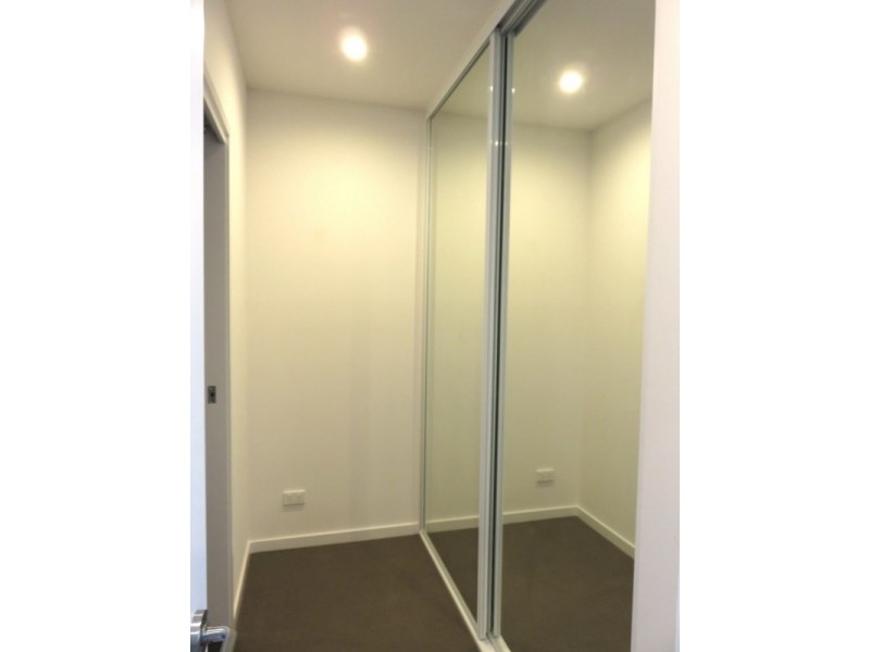 310/30 Oleander Drive, Mill Park VIC 3082