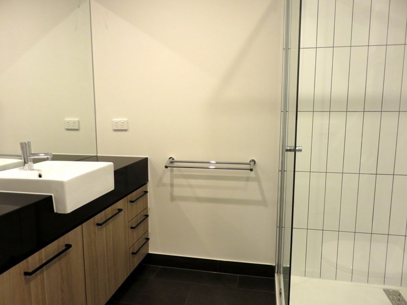 310/30 Oleander Drive, Mill Park VIC 3082