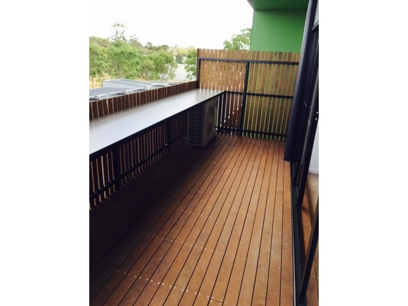 310/30 Oleander Drive, Mill Park VIC 3082