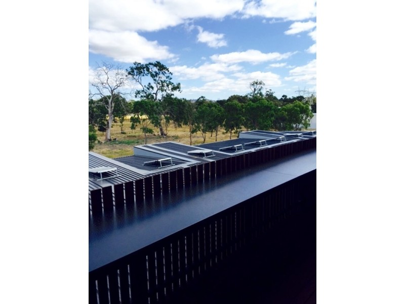 310/30 Oleander Drive, Mill Park VIC 3082