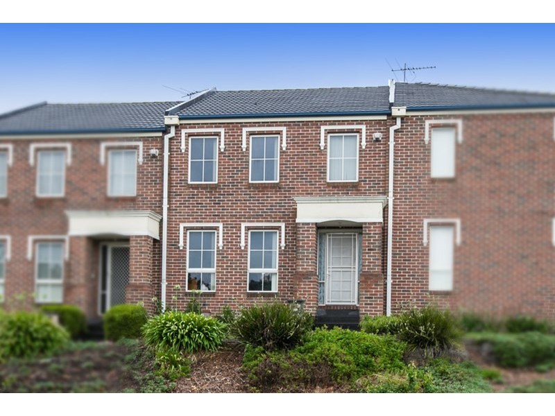 2/31 Loxton Terrace, Epping VIC 3076