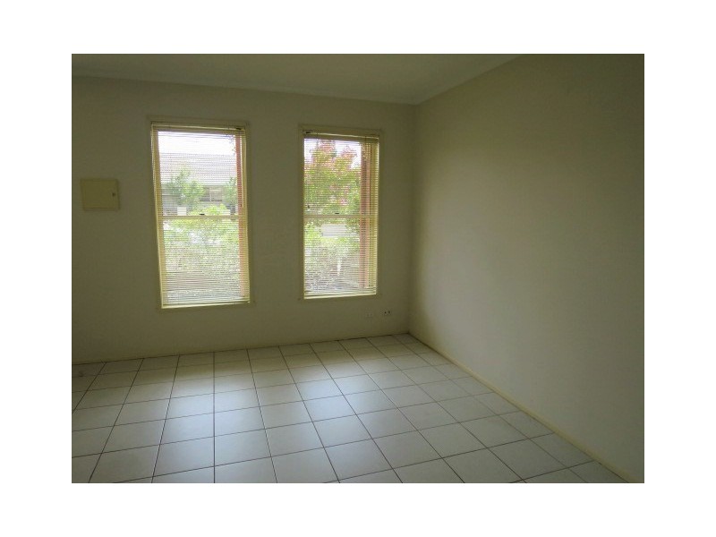 28 Kennedy Parade, Roxburgh Park VIC 3064