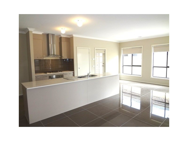 6 Radman Street, Epping VIC 3076