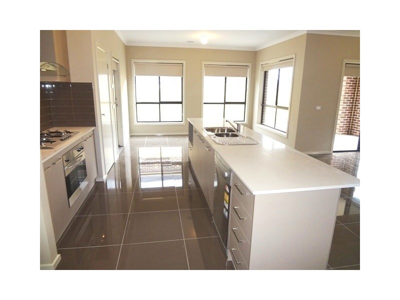 6 Radman Street, Epping VIC 3076