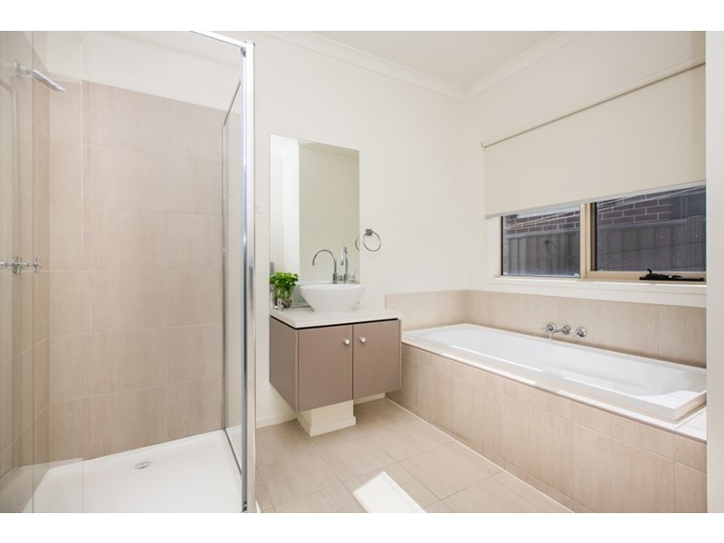 9 Erskine Road, Mernda VIC 3754