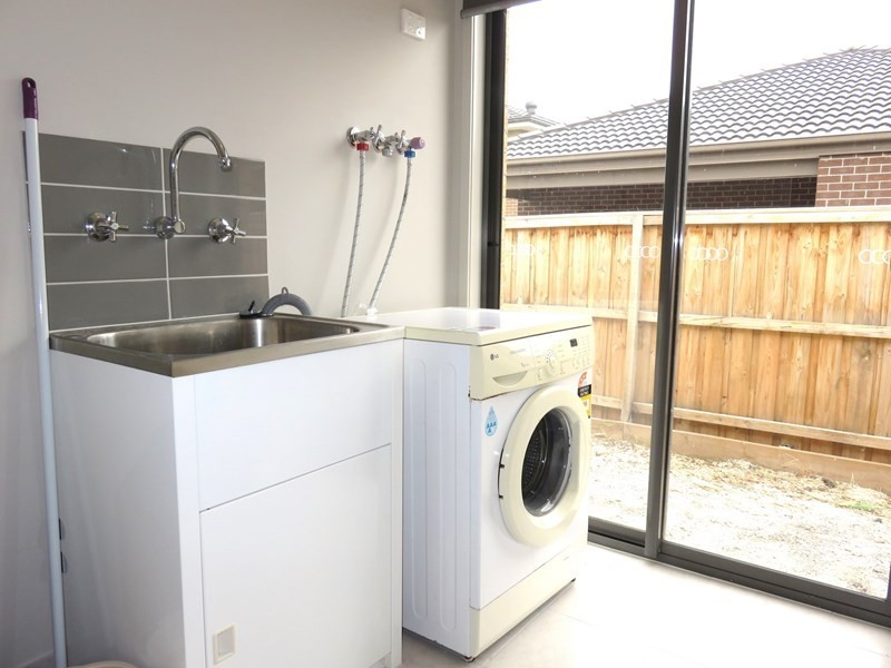 28 Beresford Road, Wollert VIC 3750