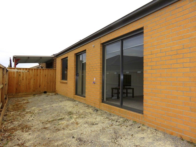 28 Beresford Road, Wollert VIC 3750