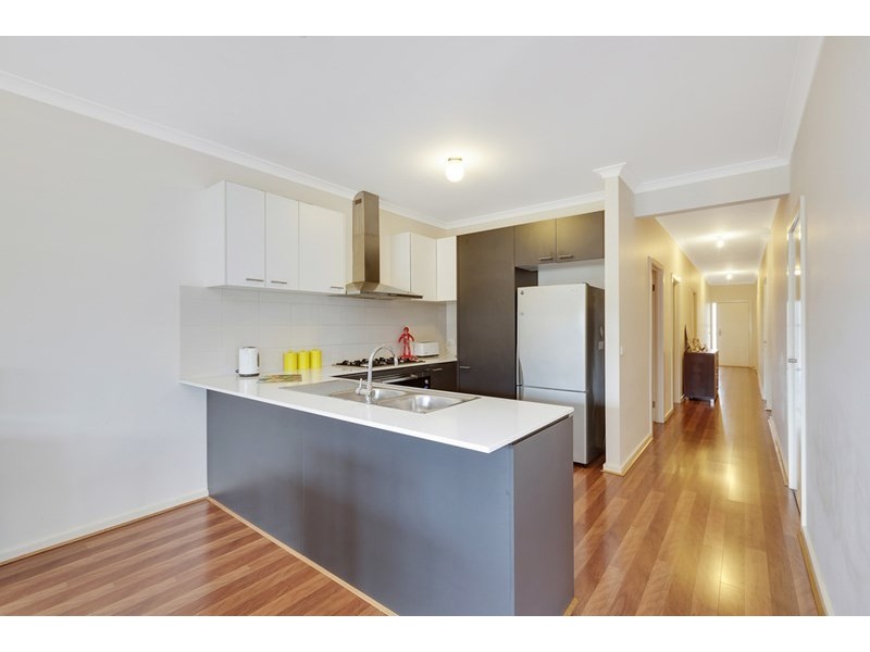 17 Yumbarra Parade, Wollert VIC 3750