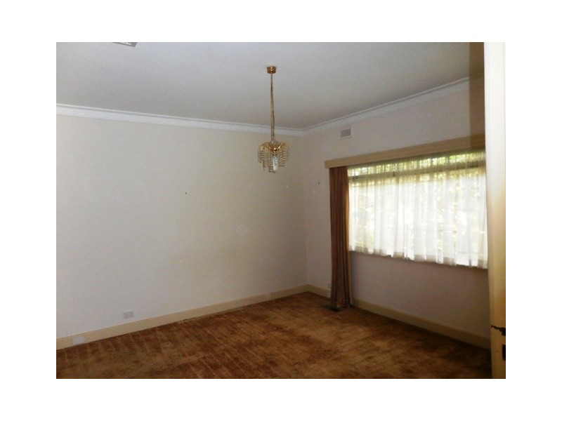 723 Gilbert Road, Reservoir VIC 3073