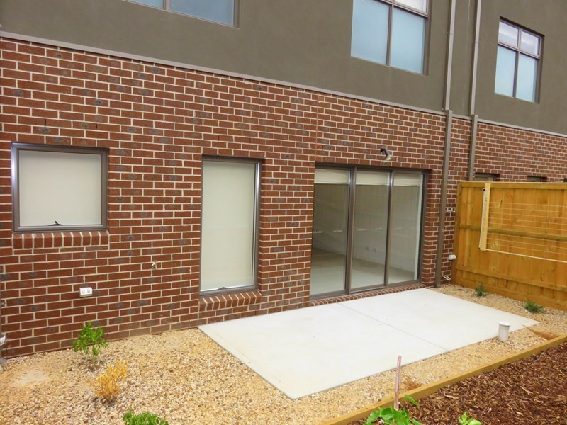 5 Dolerite Place, Epping VIC 3076