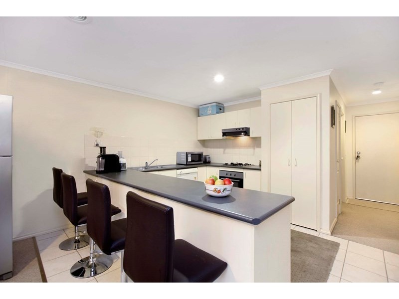 28/292 McKimmies Road, Mill Park VIC 3082