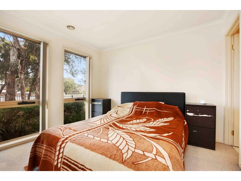 28/292 McKimmies Road, Mill Park VIC 3082