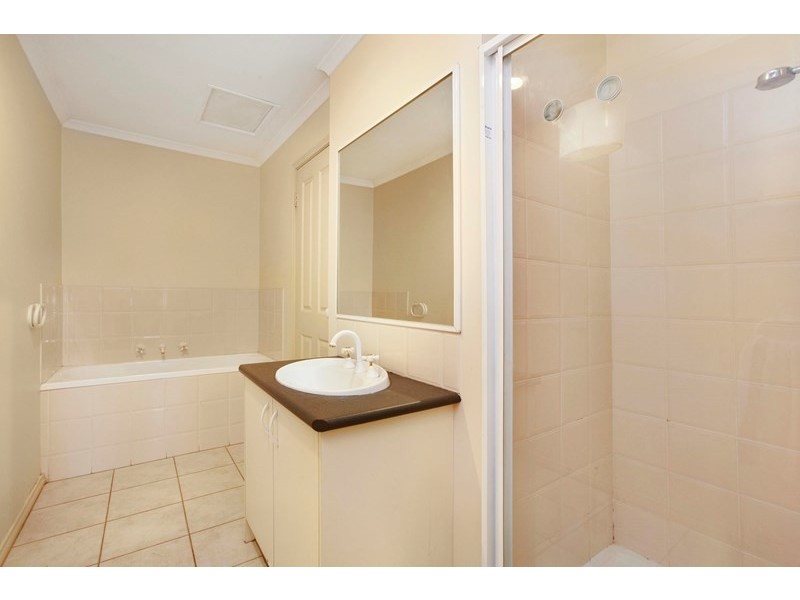 28/292 McKimmies Road, Mill Park VIC 3082