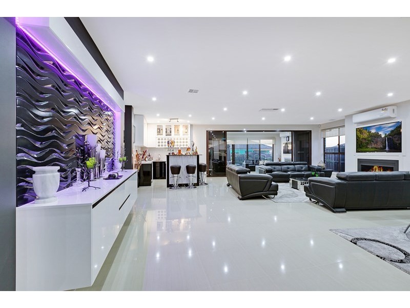 7 Evolve Esplanade, Epping VIC 3076