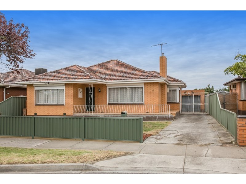 19 Kingsway Drive, Lalor VIC 3075