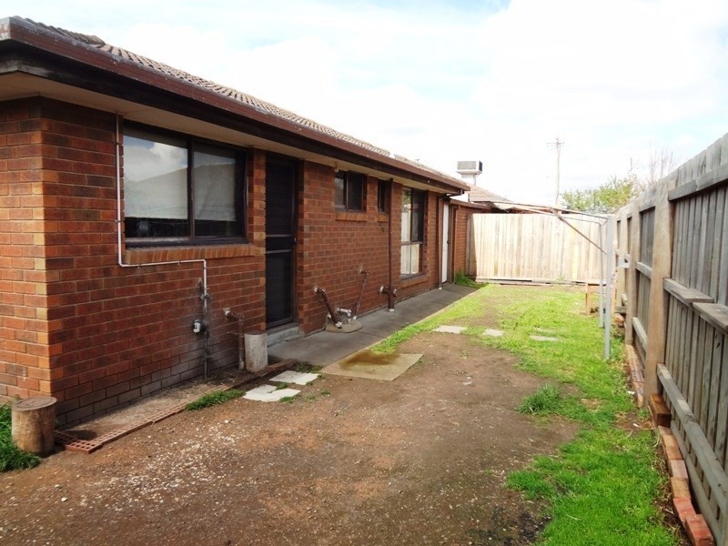 4/50 Wedge Street, Epping VIC 3076