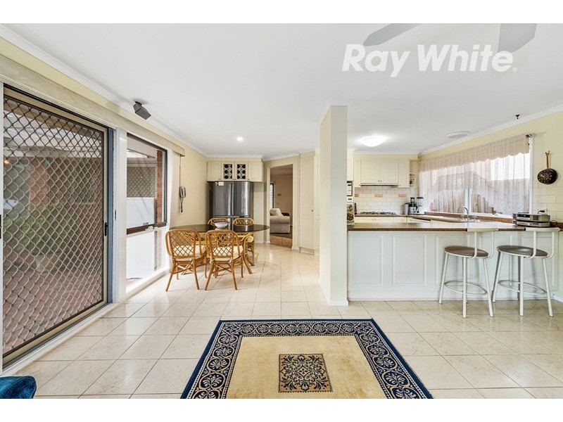 6 Halter Crescent, Epping VIC 3076