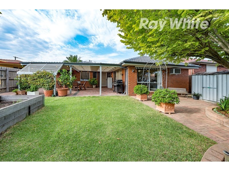 6 Halter Crescent, Epping VIC 3076