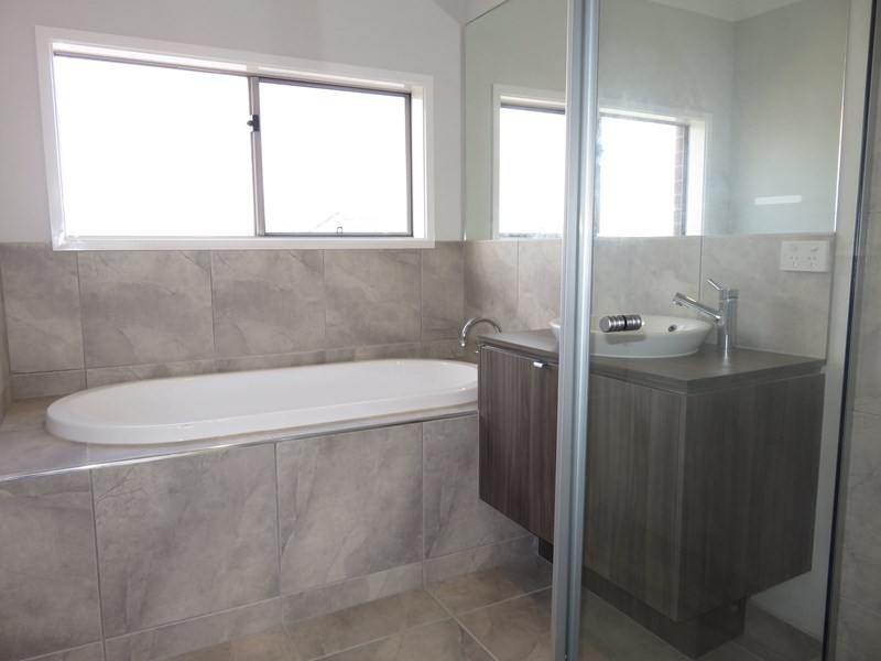 1 Butchart Passage, Wollert VIC 3750