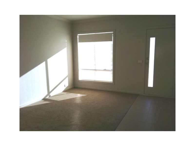 6 Pin Oak Mews, Epping VIC 3076