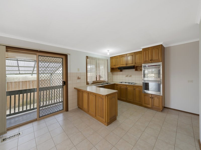 260 BETULA Avenue, Mill Park VIC 3082
