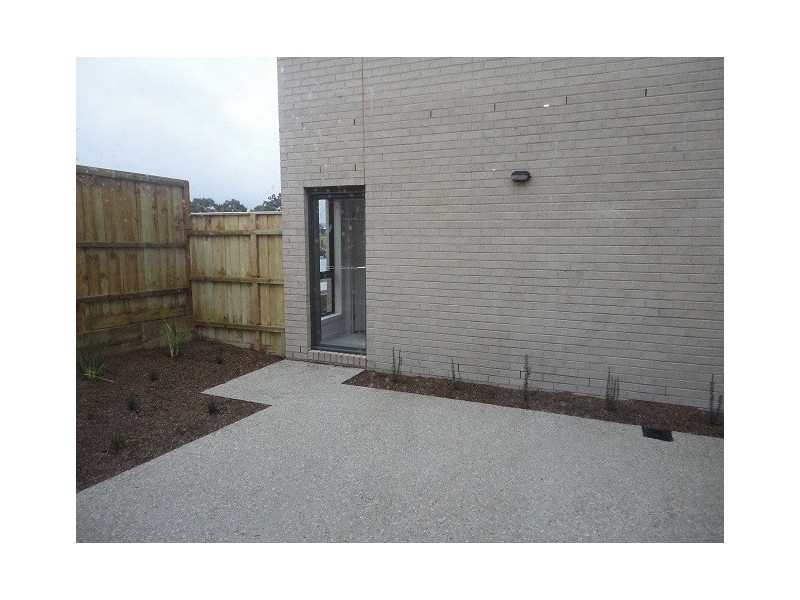 51 Lyndarum Drive, Epping VIC 3076