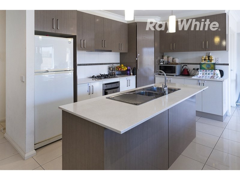 13 Highgate Hill, Epping VIC 3076